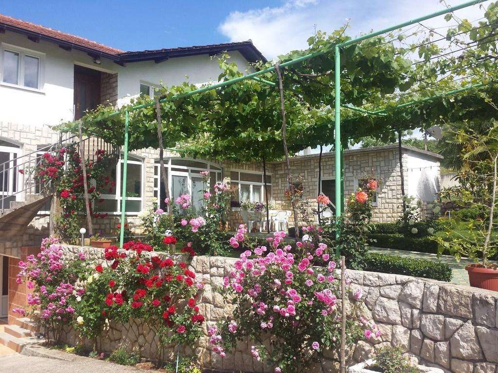 Pansion Pero Elez Medjugorje Hotel Ngoại thất bức ảnh